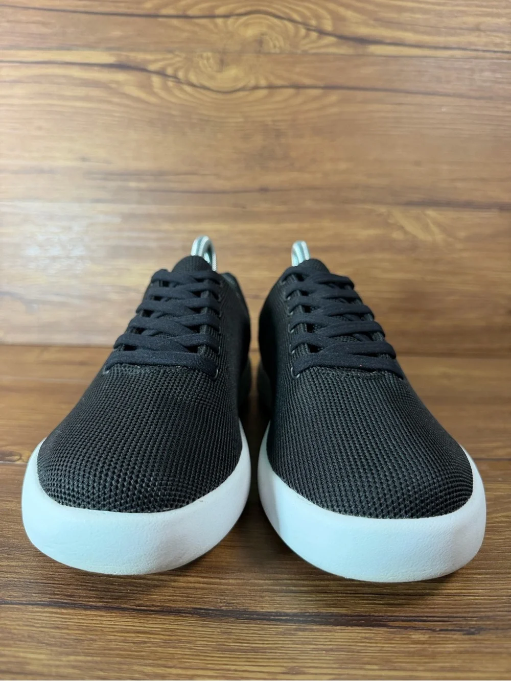 Atoms Model 000 Sneakers Women’s Size 9.5 Black Shoes